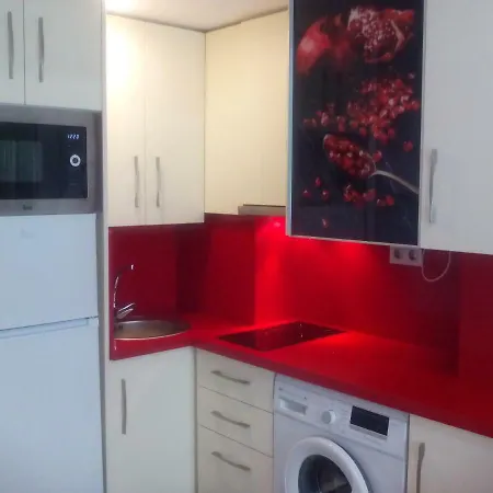 New La Apartment *