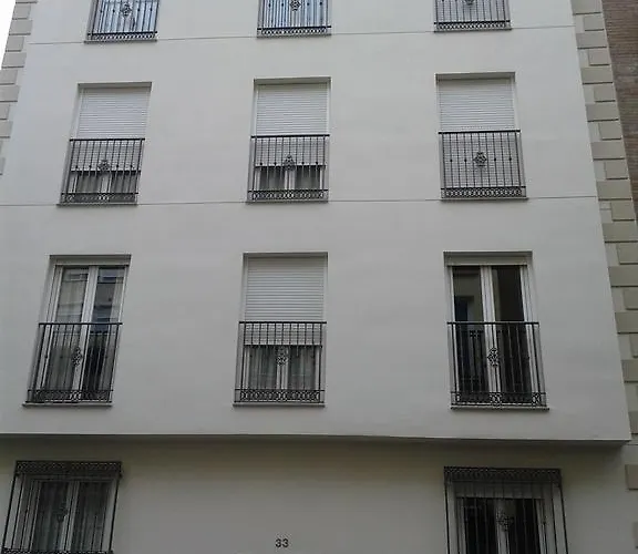 New La * Granada